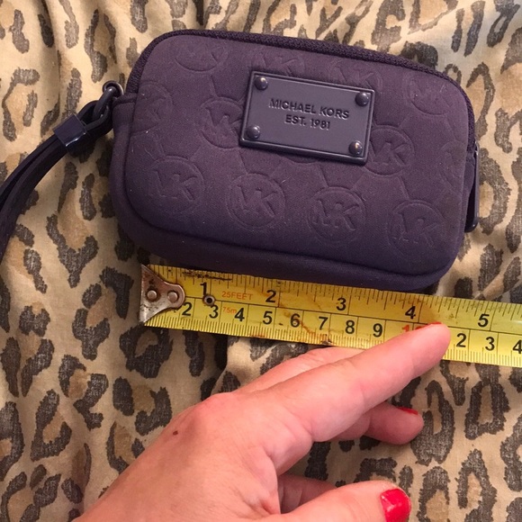 Michael Kors Purple Wristlet - Picture 2 of 8